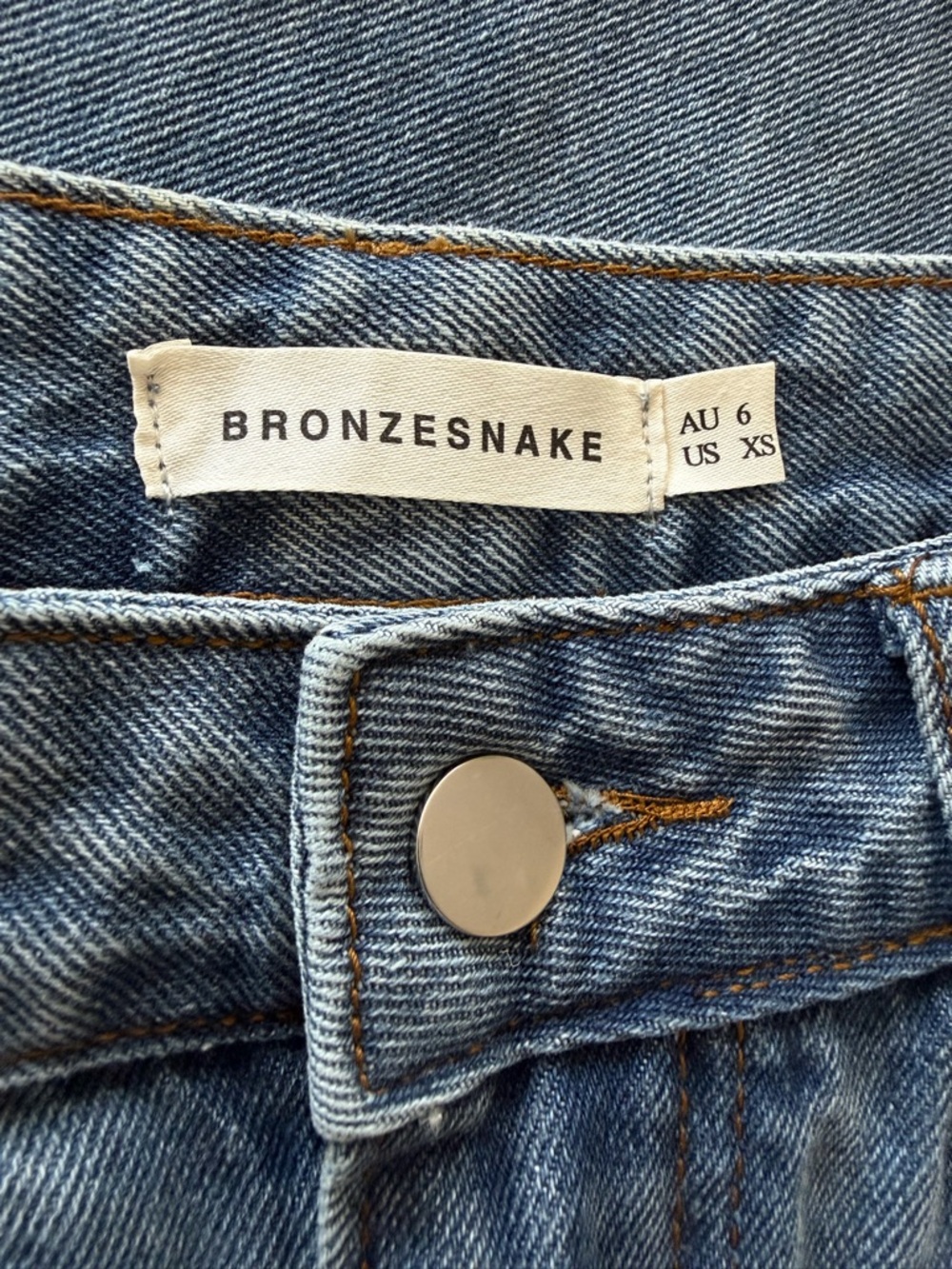 NEW Horseshoe Denim Light Blue Jeans Size XS - Picture 12 of 15